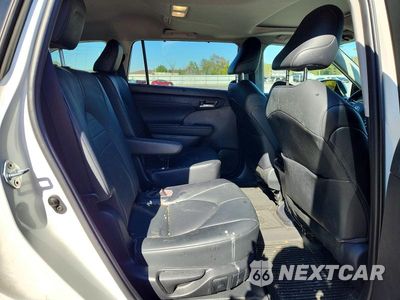 Zdjęcie 11 z 14 samochodu: 2021 TOYOTA HIGHLANDER XLE VIN:5TDGZRBH4MS135092 - miniatura