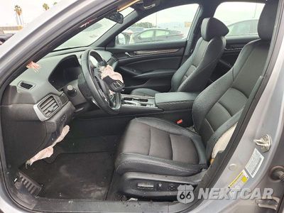 Zdjęcie 7 z 12 samochodu: 2019 HONDA ACCORD SPORT VIN:1HGCV1F32KA027270 - miniatura