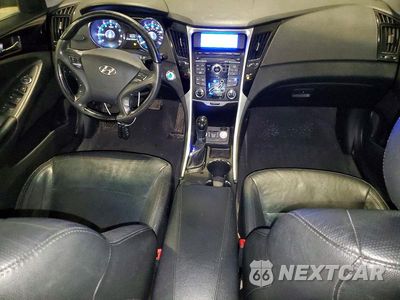 Zdjęcie 8 z 12 samochodu: 2011 HYUNDAI SONATA LIMITED VIN:5NPEC4AC5BH228191 - miniatura