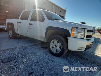 Czwarte zdjęcie samochodu z boku: 2009 CHEVROLET SILVERADO K1500 LT VIN:3GCEK23379G136104 - miniatura