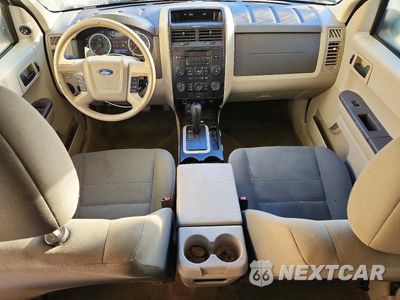 Zdjęcie 8 z 13 samochodu: 2012 FORD ESCAPE XLS VIN:1FMCU0C72CKA91318 - miniatura