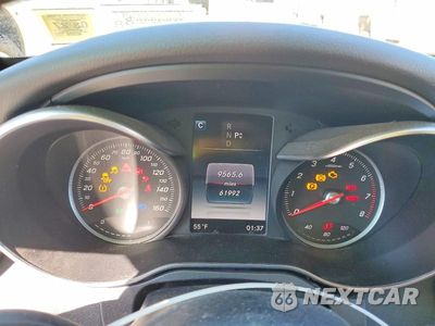 Zdjęcie 9 z 12 samochodu: 2016 MERCEDES-BENZ C 300 4MATIC VIN:55SWF4KBXGU158970 - miniatura