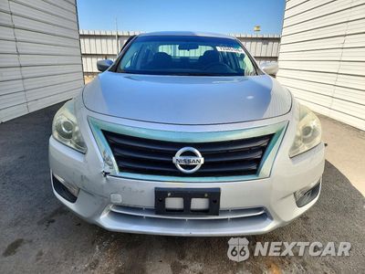 Piąte zdjęcie samochodu w środku: 2015 NISSAN ALTIMA 2.5 S VIN:1N4AL3AP8FN369005 - miniatura