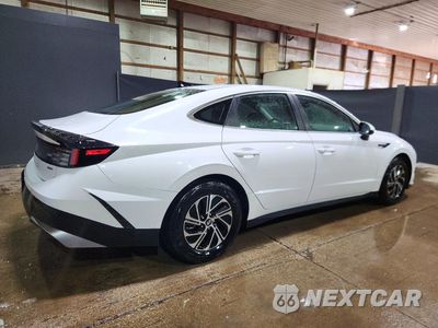 Trzecie zdjęcie samochodu z tyłu: 2026 HYUNDAI SONATA HYBRID BLUE VIN:KMHL24JJXTA175033 - miniatura