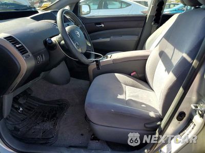 Zdjęcie 7 z 12 samochodu: 2004 TOYOTA PRIUS BASE VIN:JTDKB20U840109569 - miniatura