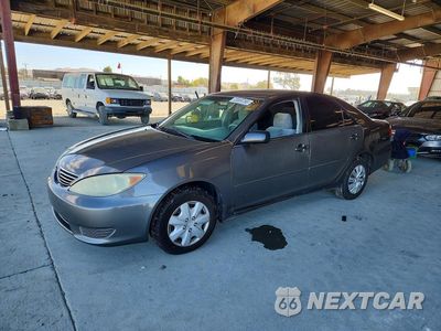 2005 TOYOTA CAMRY STANDARD 4T1BE32KX5U944653 - główne zdjęcie licytacji z USA - miniatura