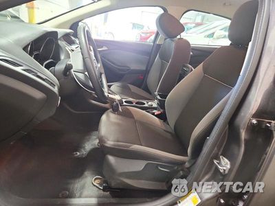 Zdjęcie 7 z 12 samochodu: 2013 FORD FOCUS SE VIN:1FADP3F28DL156353 - miniatura
