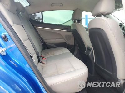 Zdjęcie 10 z 12 samochodu: 2017 HYUNDAI ELANTRA SE VIN:5NPD74LF4HH195877 - miniatura