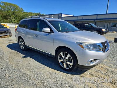 Czwarte zdjęcie samochodu z boku: 2014 NISSAN PATHFINDER PLATINUM VIN:5N1AR2MN3EC640569 - miniatura