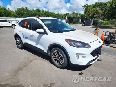 Czwarte zdjęcie samochodu z boku: 2020 FORD ESCAPE SEL VIN:1FMCU0H62LUB11779 - miniatura