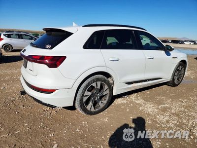Trzecie zdjęcie samochodu z tyłu: 2022 AUDI E-TRON PREMIUM VIN:WA1AAAGE7NB046231 - miniatura