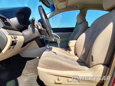 Zdjęcie 7 z 12 samochodu: 2013 SUBARU LEGACY 2.5I PREMIUM VIN:4S3BMCC6XD3002566 - miniatura