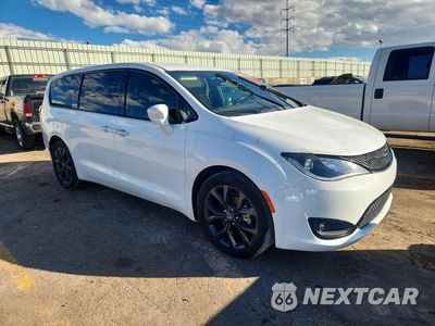 Czwarte zdjęcie samochodu z boku: 2020 CHRYSLER PACIFICA TOURING VIN:2C4RC1FG5LR238123 - miniatura