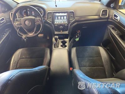 Zdjęcie 8 z 13 samochodu: 2018 JEEP GRAND CHEROKEE LAREDO VIN:1C4RJFAG0JC217860 - miniatura