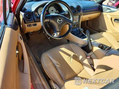 Zdjęcie 8 z 12 samochodu: 2002 MAZDA MX-5 MIATA BASE VIN:JM1NB353020232945 - miniatura