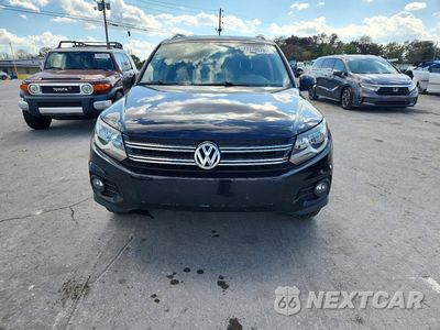 Piąte zdjęcie samochodu w środku: 2012 VOLKSWAGEN TIGUAN S VIN:WVGBV7AX2CW567841 - miniatura