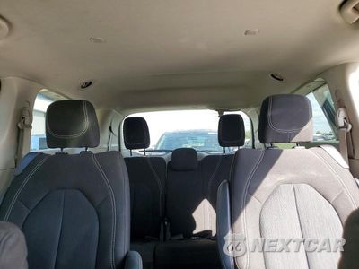 Zdjęcie 10 z 13 samochodu: 2024 CHRYSLER VOYAGER LX VIN:2C4RC1CG9RR101151 - miniatura