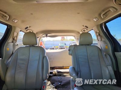 Zdjęcie 10 z 13 samochodu: 2011 TOYOTA SIENNA XLE 8-PASSENGER VIN:5TDYK3DC9BS006494 - miniatura