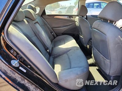 Zdjęcie 10 z 12 samochodu: 2013 HYUNDAI SONATA HYBRID VIN:KMHEC4A4XDA066931 - miniatura
