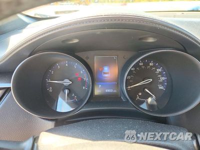Zdjęcie 9 z 12 samochodu: 2018 TOYOTA C-HR XLE VIN:NMTKHMBX7JR010525 - miniatura