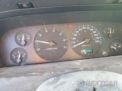 Zdjęcie 9 z 13 samochodu: 2002 JEEP GRAND CHEROKEE VIN:1J4GW48S02C291556 - miniatura