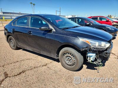 Czwarte zdjęcie samochodu z boku: 2021 KIA FORTE FE VIN:3KPF24AD9ME265588 - miniatura