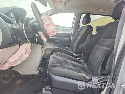 Zdjęcie 7 z 12 samochodu: 2018 DODGE GRAND CARAVAN SE VIN:2C4RDGBG8JR346688 - miniatura