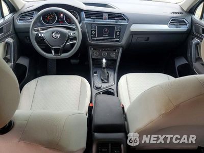 Zdjęcie 8 z 13 samochodu: 2019 VOLKSWAGEN TIGUAN S VIN:3VV0B7AX1KM192819 - miniatura