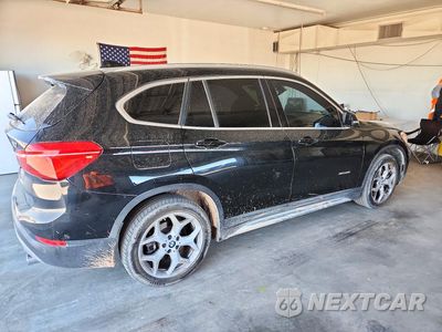 Trzecie zdjęcie samochodu z tyłu: 2018 BMW X1 SDRIVE28I VIN:WBXHU7C32J5H43016 - miniatura