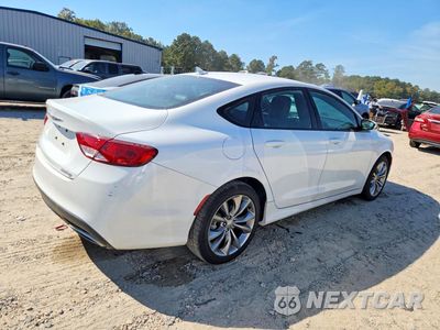 Trzecie zdjęcie samochodu z tyłu: 2015 CHRYSLER 200 S VIN:1C3CCCDG9FN543831 - miniatura