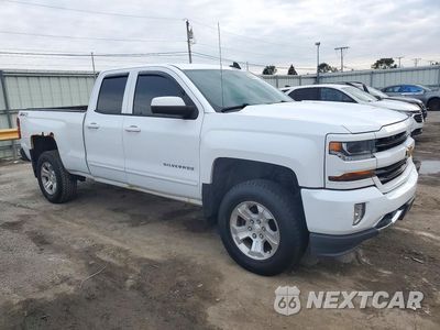 Czwarte zdjęcie samochodu z boku: 2016 CHEVROLET SILVERADO K1500 LT VIN:1GCVKREC3GZ112580 - miniatura