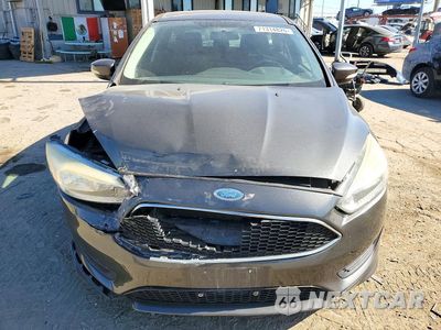 Piąte zdjęcie samochodu w środku: 2016 FORD FOCUS SE VIN:1FADP3K2XGL405603 - miniatura