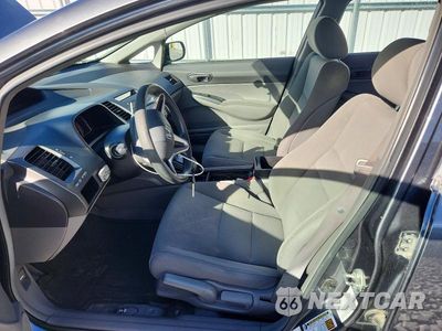 Zdjęcie 7 z 12 samochodu: 2010 HONDA CIVIC VP VIN:19XFA1F32AE016563 - miniatura