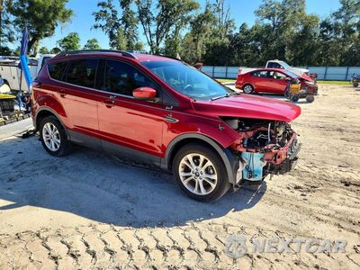 Czwarte zdjęcie samochodu z boku: 2018 FORD ESCAPE SE VIN:1FMCU0GD4JUC27434 - miniatura