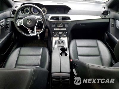 Zdjęcie 8 z 13 samochodu: 2014 MERCEDES-BENZ C 300 4MATIC VIN:WDDGF8AB2EG231854 - miniatura