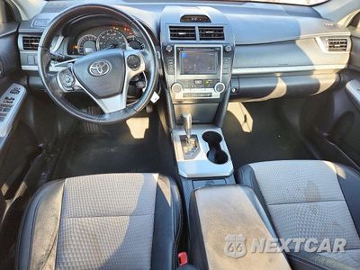 Zdjęcie 8 z 13 samochodu: 2014 TOYOTA CAMRY SE VIN:4T1BF1FK1EU331915 - miniatura