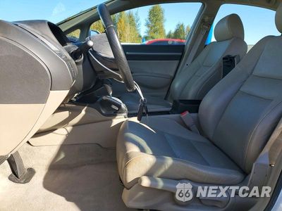 Zdjęcie 7 z 12 samochodu: 2010 HONDA CIVIC EXL VIN:19XFA1F90AE033530 - miniatura