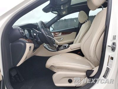 Zdjęcie 7 z 12 samochodu: 2018 MERCEDES-BENZ E 300 VIN:WDDZF4JB4JA487945 - miniatura