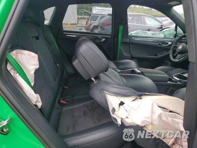 Zdjęcie 11 z 13 samochodu: 2023 PORSCHE MACAN GTS VIN:WP1AF2A56PLB55345 - miniatura