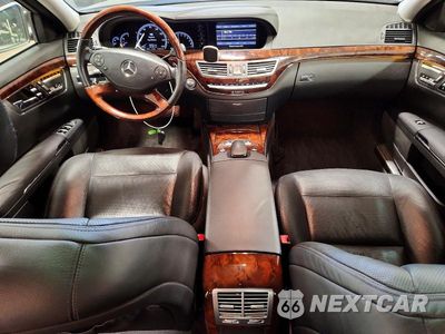 Zdjęcie 8 z 12 samochodu: 2013 MERCEDES-BENZ S 550 4MATIC VIN:WDDNG9EBXDA510622 - miniatura