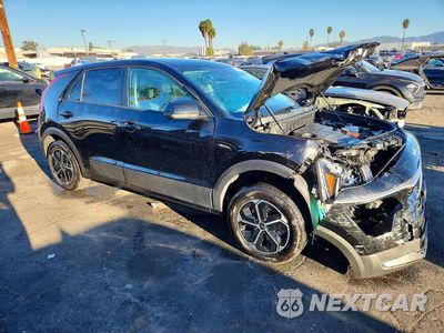 Czwarte zdjęcie samochodu z boku: 2026 KIA NIRO LX VIN:KNDCP3LE2T5359939 - miniatura