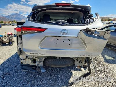 Zdjęcie 6 z 14 samochodu: 2020 TOYOTA HIGHLANDER PLATINUM VIN:5TDFZRBH8LS045275 - miniatura