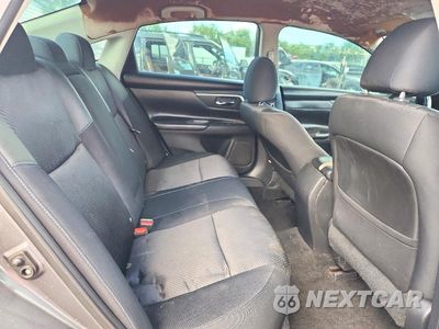 Zdjęcie 10 z 13 samochodu: 2016 NISSAN ALTIMA 2.5 SR VIN:1N4AL3AP3GN391916 - miniatura