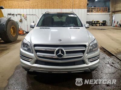 Piąte zdjęcie samochodu w środku: 2014 MERCEDES-BENZ GL 350 BLUETEC VIN:4JGDF2EE8EA440139 - miniatura