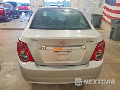 Zdjęcie 6 z 12 samochodu: 2015 CHEVROLET SONIC LT VIN:1G1JC5SG2F4120492 - miniatura