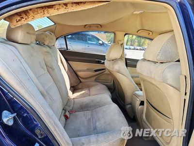 Zdjęcie 10 z 12 samochodu: 2006 HONDA CIVIC LX VIN:1HGFA16556L125844 - miniatura
