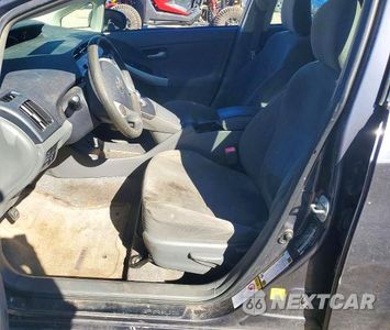 Zdjęcie 7 z 13 samochodu: 2011 TOYOTA PRIUS THREE VIN:JTDKN3DU3B1419224 - miniatura