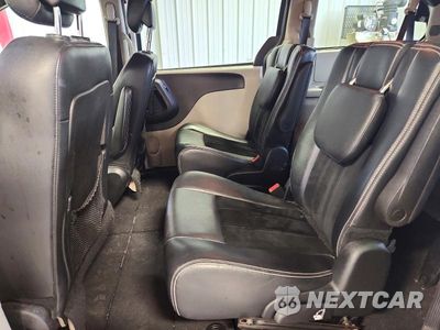 Zdjęcie 11 z 13 samochodu: 2017 DODGE GRAND CARAVAN SXT VIN:2C4RDGCG8HR677229 - miniatura