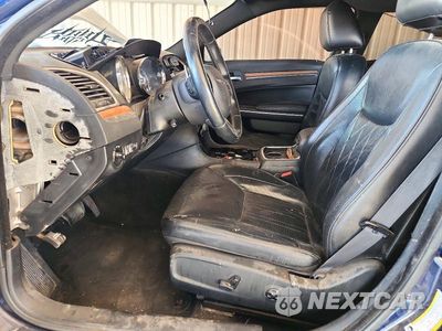 Zdjęcie 7 z 13 samochodu: 2016 CHRYSLER 300C PLATINUM VIN:2C3CCAPG4GH116745 - miniatura
