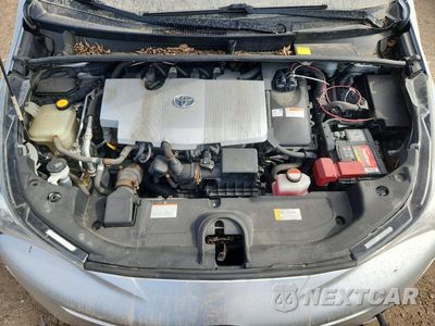 Zdjęcie 11 z 12 samochodu: 2016 TOYOTA PRIUS TWO VIN:JTDKBRFU8G3001049 - miniatura